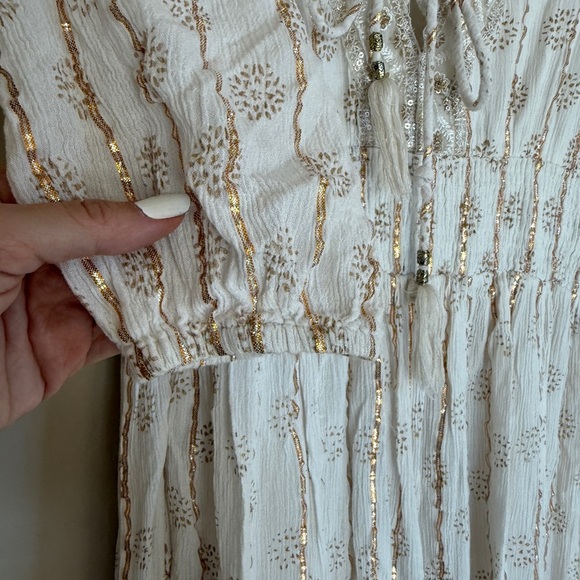 Boho White Maxi Metallic Detail White Gold Women's Puff Sleeve Dress - Picture 4 of 8